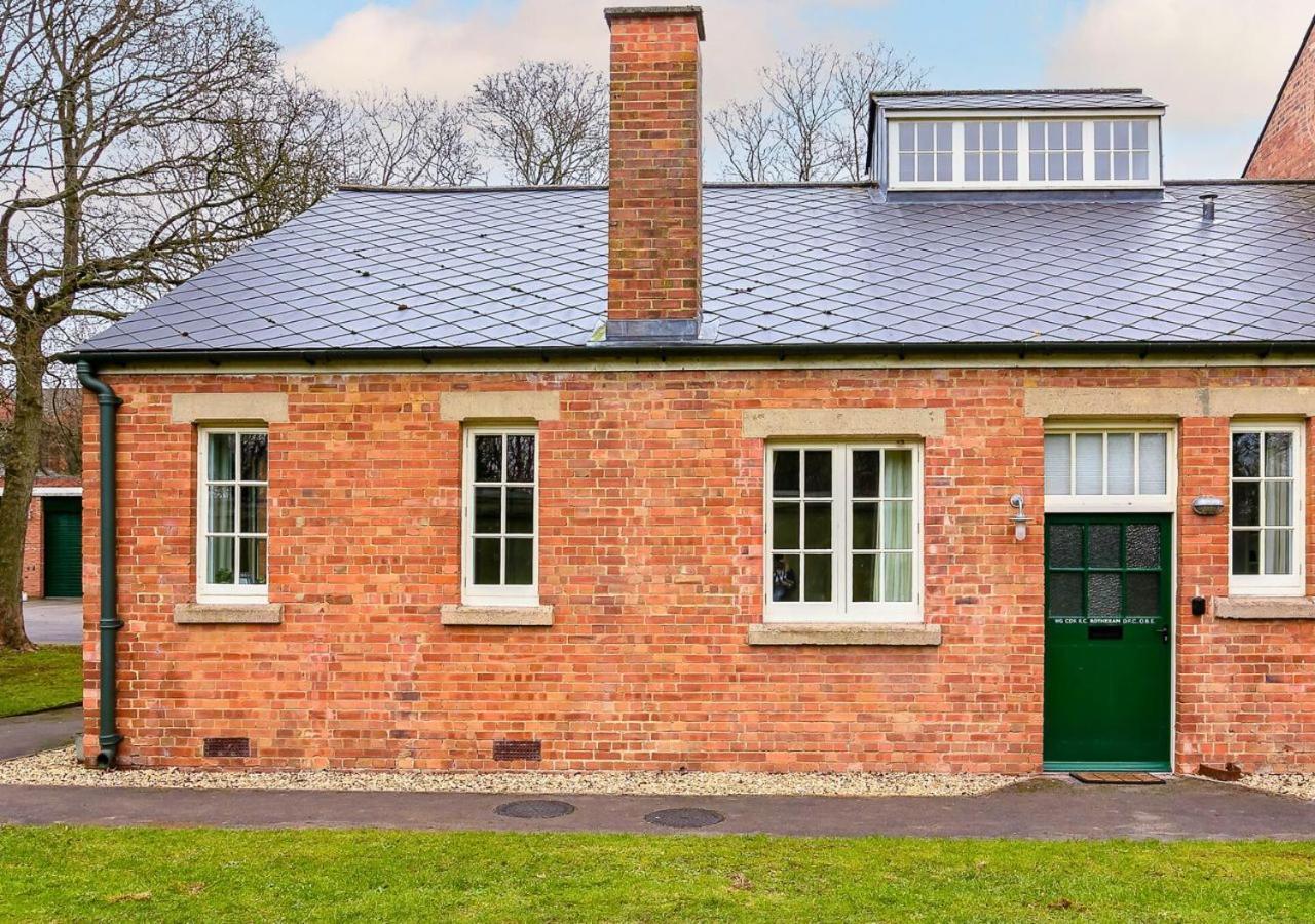 Bowen-Buscarlet Apartment Bicester Exterior foto